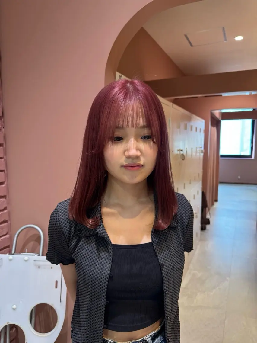 ミディアム カット ヘアカラー トリートメント 山本 望華のヘアスタイル