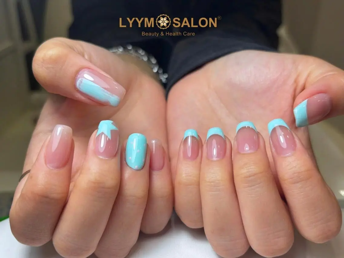 ネイル クリアネイル ジェルネイル 韓国ネイル ロングネイル ワンホンネイル ハンドネイル LYYM Salonのネイルデザイン