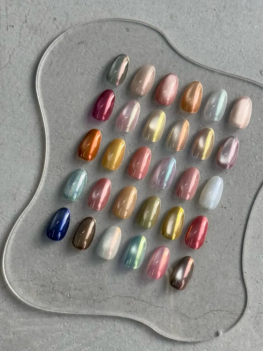 🆕 うるちゅるDesign🫧30色以上から選べる‼︎マグネット×ミラーデザイン💅🏻💖【オフあり】の写真