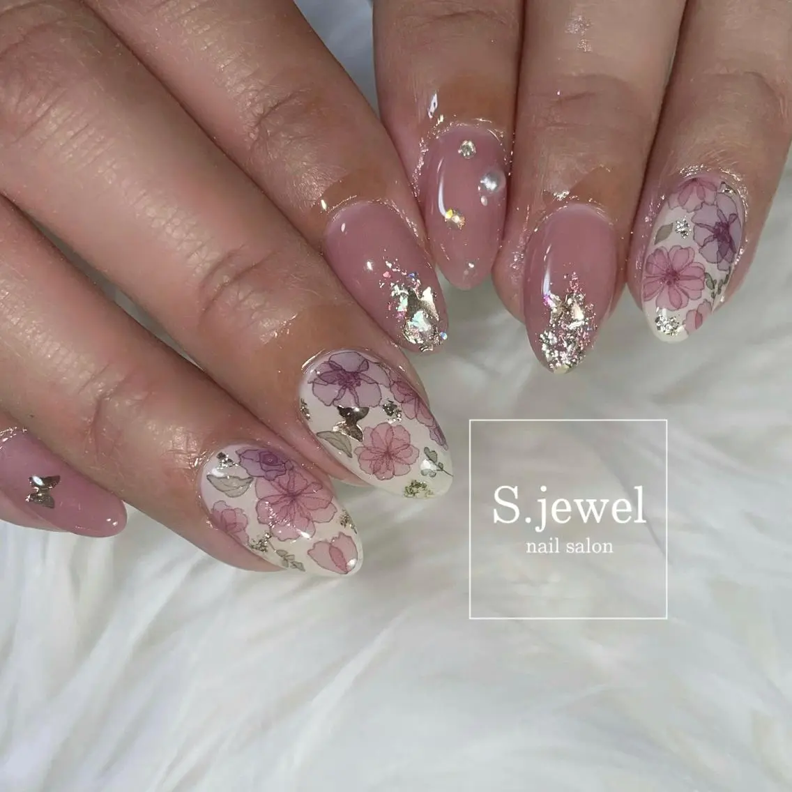 ネイル S. JEWELのネイルデザイン