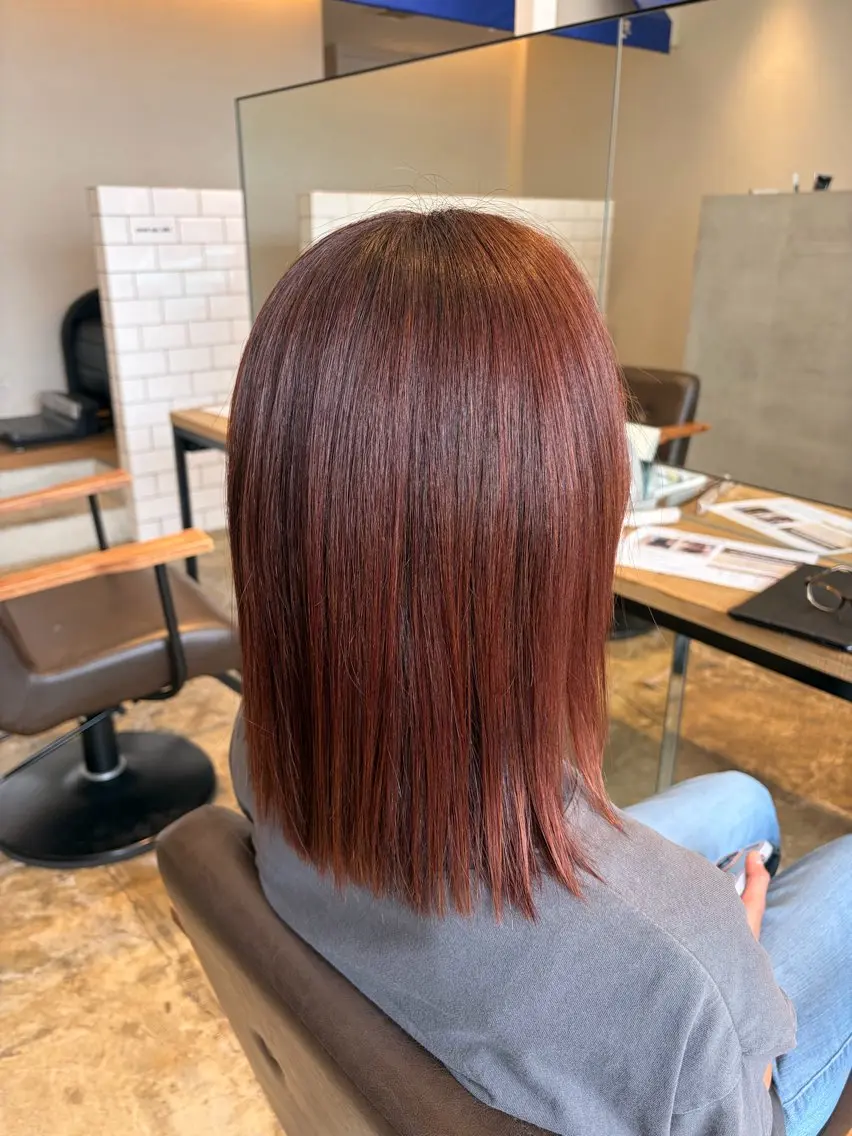 ミディアム カラー ブラウンカラー ピンクカラー ピンクブラウン 嶋津 愛叶のヘアスタイル