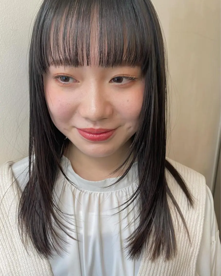 ✨【小顔になれる】✨前髪カット+顔まわりの後れ毛 のカットお任せ下さい^ ^の写真