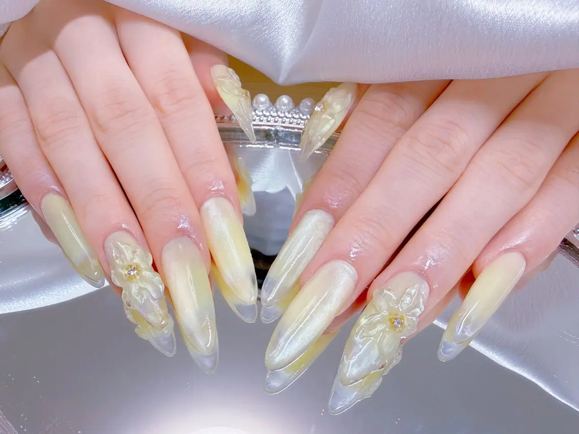 ネイル ハンドネイル IZUMI YUKIのネイルデザイン
