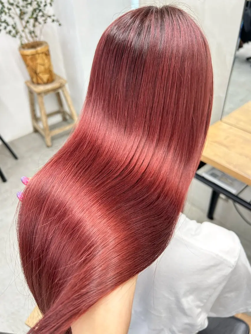 ロング カラー メンズ レッドカラー カット ヘアカラー トリートメント 🧸艶々韓国ヘア 🧁mizunaのヘアスタイル