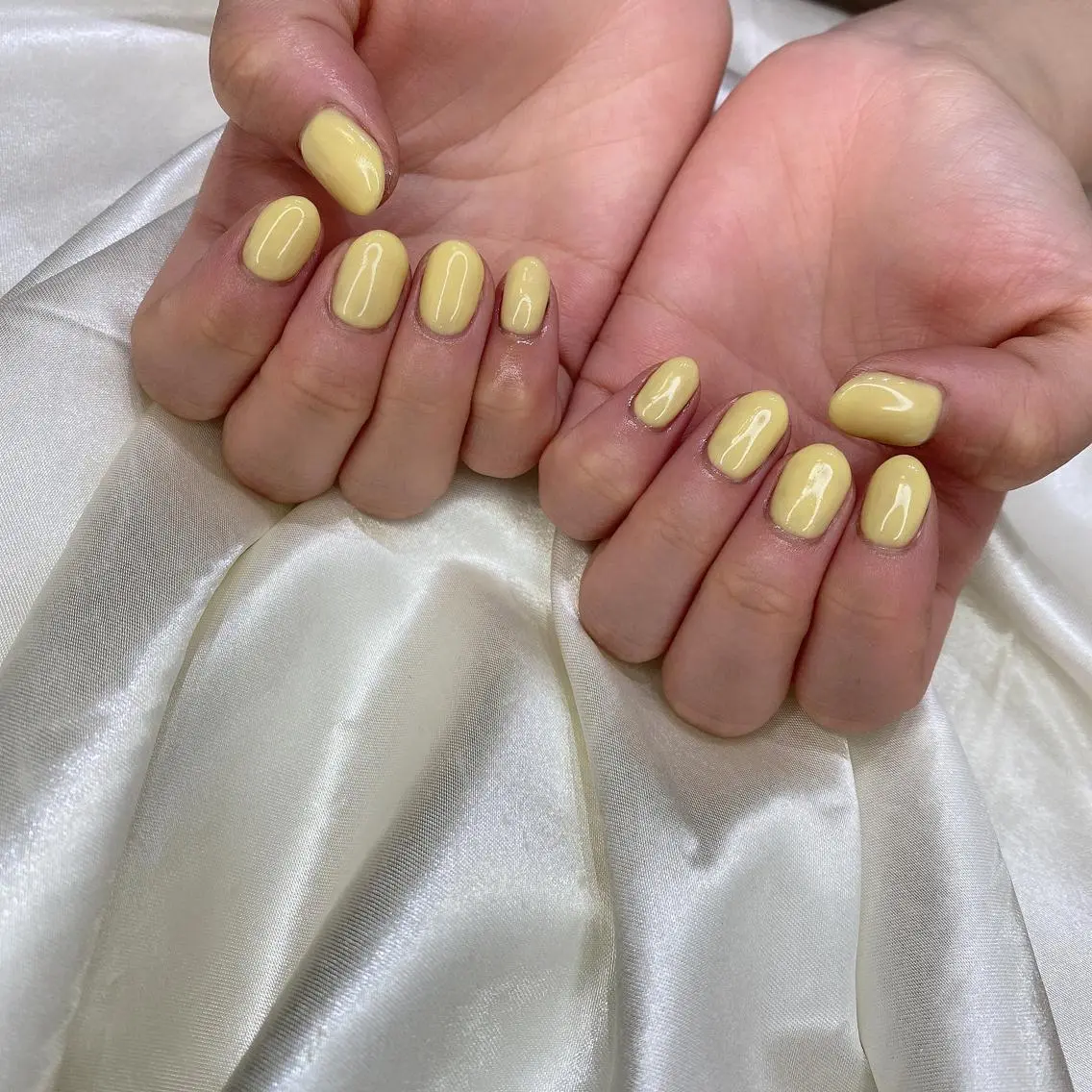 ネイル ハンドネイル 西岡 杏のネイルデザイン