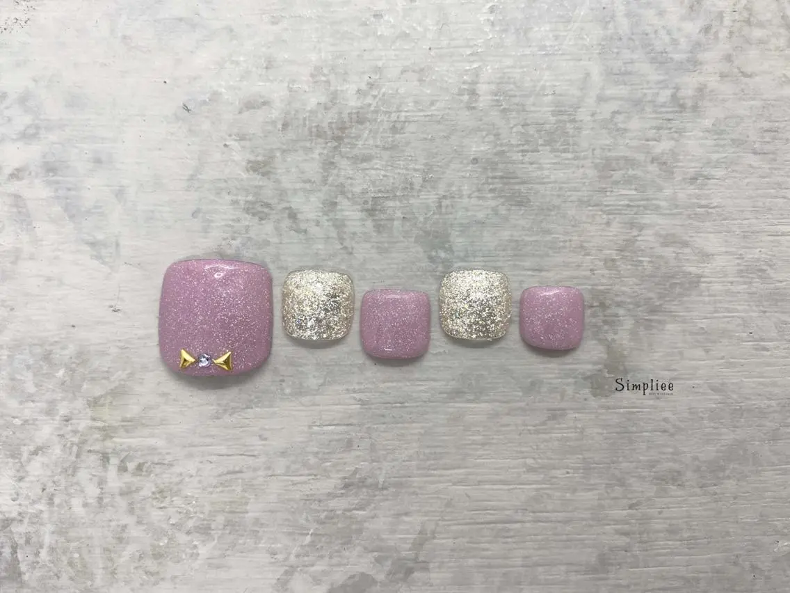ネイル 🎀MOENA/渋谷 シンプリーNAILのネイルデザイン