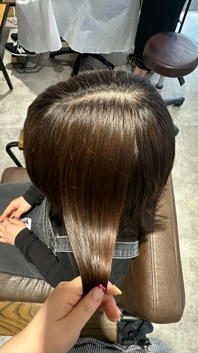 カラー 黒髪 ブリーチ ブルーカラー ブルーブラック 🛁メンズ/レイヤー 松本羅華のヘアスタイル