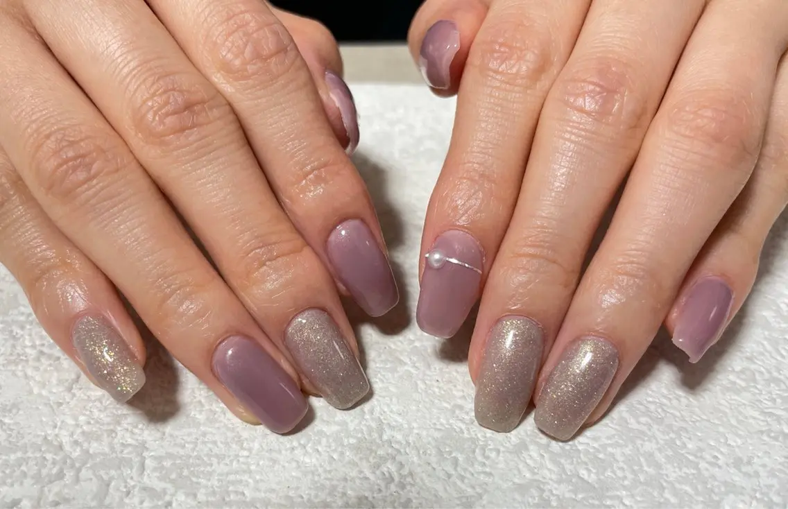 ネイル オーロラネイル フットネイル フレンチネイル ジェルネイル 韓国ネイル ハンドネイル mogunail &blowのネイルデザイン