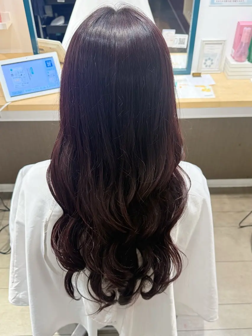 ロング カラー ヘアカラー 海野 好椛のヘアスタイル