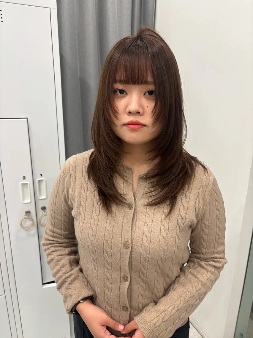 セミロング レイヤーカット カット ヘアカラー トリートメント レイヤーカット🎀 kanaのヘアスタイル
