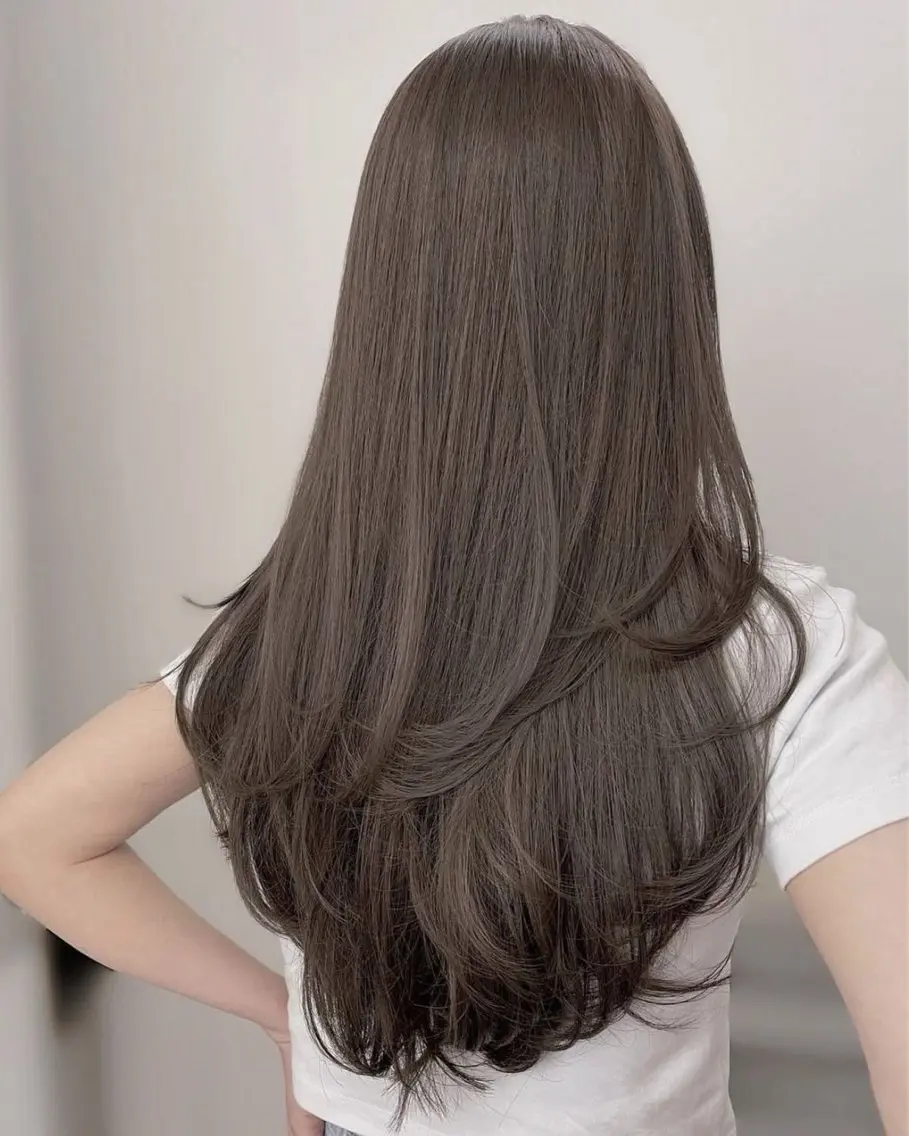ロング パーマ ストレートパーマ カット 縮毛矯正 コテ巻き風パーマ🫧 韓国パーマ反町海大のヘアスタイル