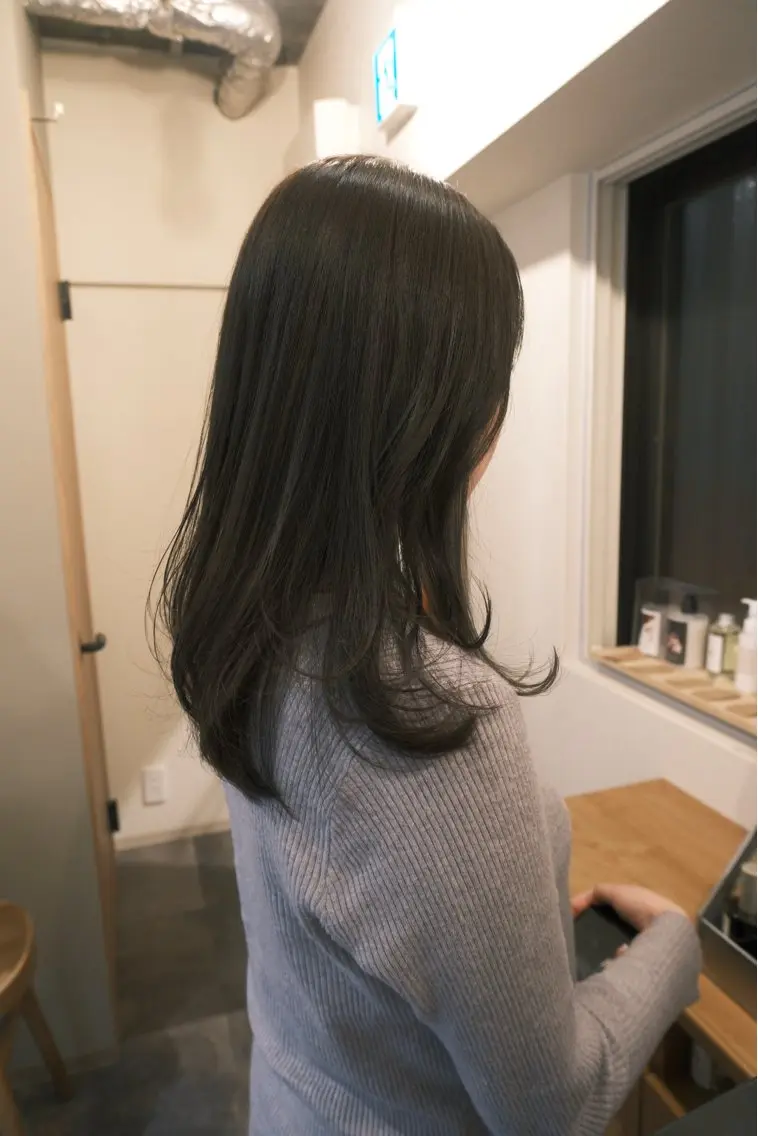 セミロング カット ヘアカラー トリートメント ヘアセット ハルカ/透け感カラー /顔周りレイヤーのヘアスタイル