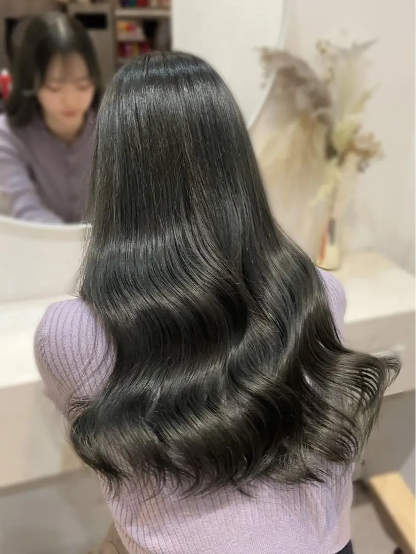 ロング カラー ブラウンカラー オリーブブラウン ヘアカラー トリートメント 🍒さき🍒大宮/ 艶カラー特化のヘアスタイル