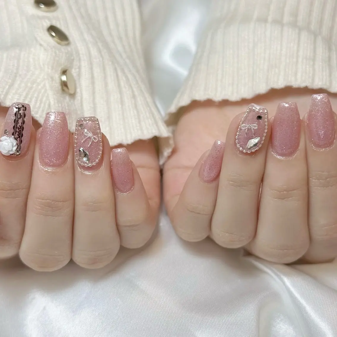 ネイル オーロラネイル ブルー フラッシュネイル フットネイル フレンチネイル 🌷yui ネイル🌷のネイルデザイン