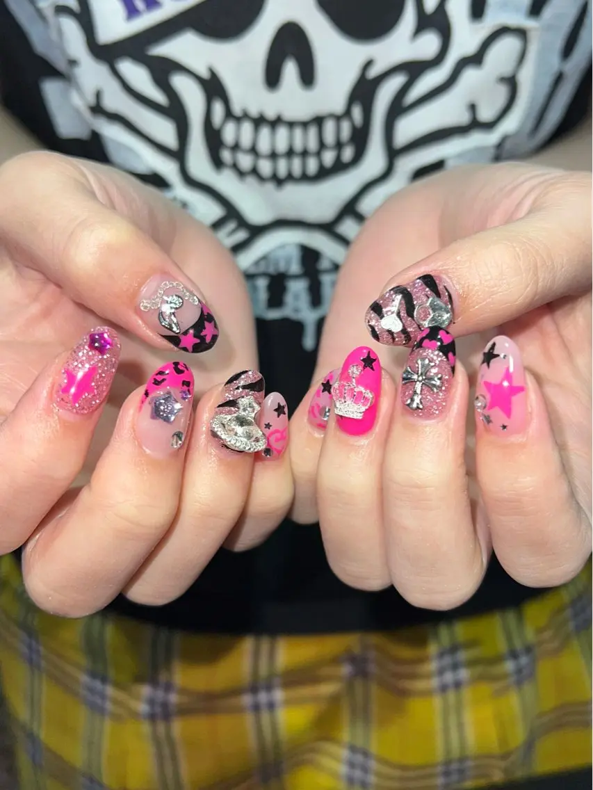 ネイル ハンドネイル Hata nail 🎀個性派ニュアンスのネイルデザイン