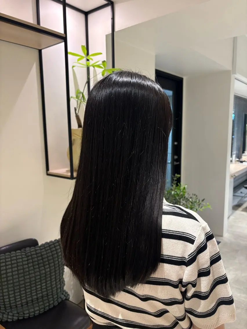 ロング パーマ 伸ばしかけ ストレートパーマ 縮毛矯正 SHEAaoyama イソダハルカのヘアスタイル