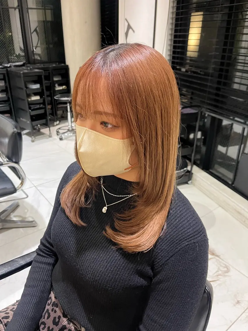 セミロング レイヤーカット ナミ🩶暗髪/暖色 ❤️/透明感/縮毛のヘアスタイル