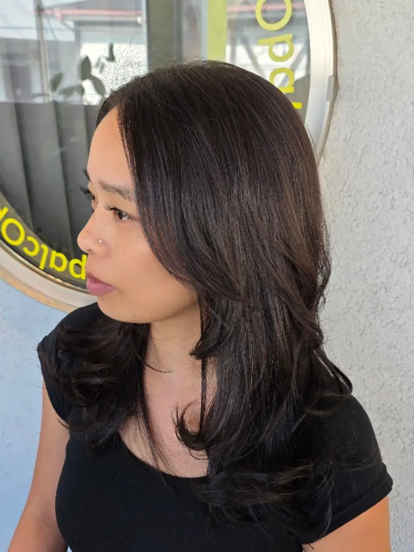 ロング パーマ レイヤーカット ロング カット ヘッドスパ Karen🫶🏻 スパ🈯️No. 1のヘアスタイル