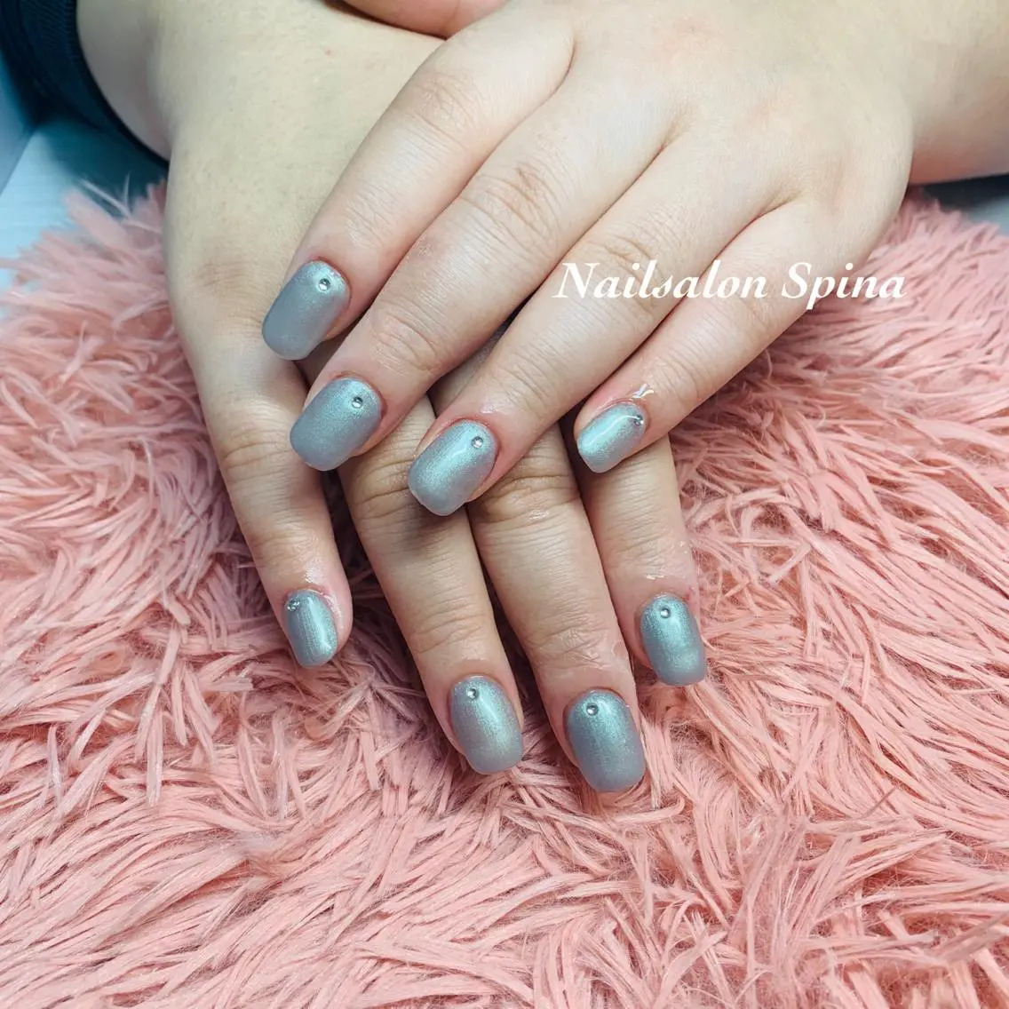 ネイル アートネイル 長さ出し ジェルネイル ワンカラーネイル シンプルネイル Nail&Eye Spina 琴美のマツエク・マツパデザイン