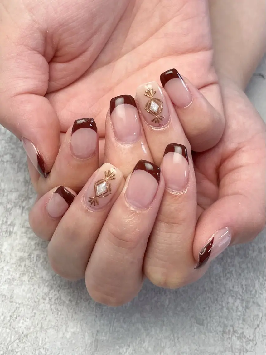 ネイル ハンドネイル FIORITURA aiのネイルデザイン