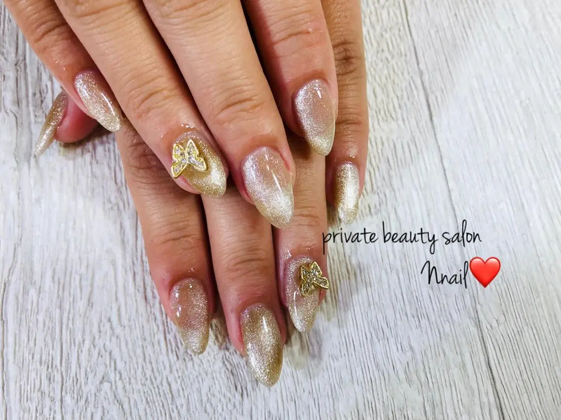 ネイル マグネットネイル ワンカラーネイル ハンドネイル 🌿Nnail🌿 プライベートサロンのネイルデザイン