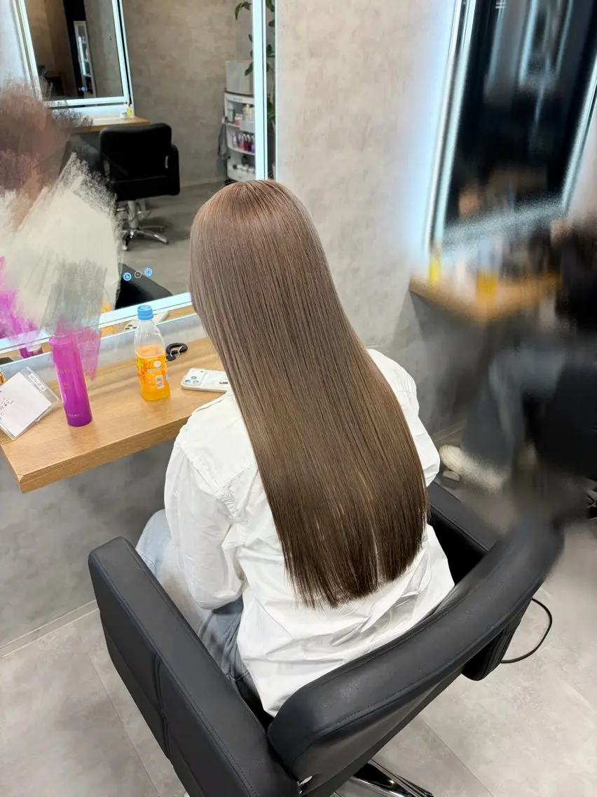 ロング ヘアカラー ヘアセット 透明感/韓国風 RENA🤎のヘアスタイル