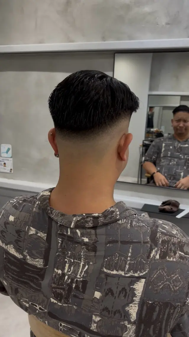 ショート メンズ フェードカット スキンフェード カット hack 佐藤龍空のヘアスタイル
