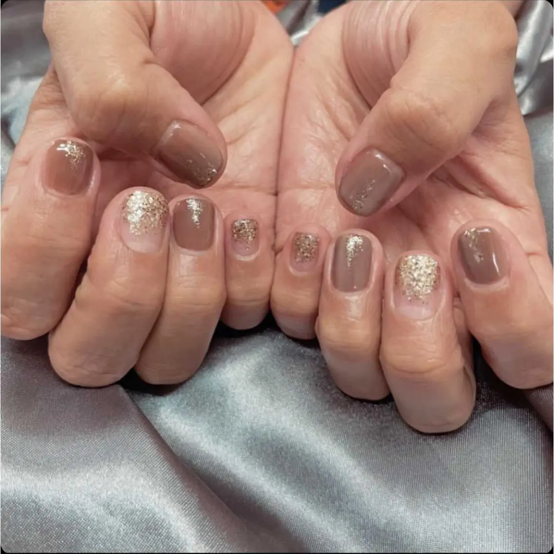 ネイル 與儀 知佳のネイルデザイン