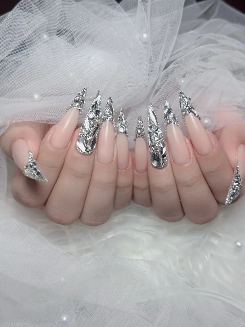 ネイル チークネイル 長さ出し フラッシュネイル フレンチネイル グラデーション ハンドネイル Lenie Nail Salonのネイルデザイン