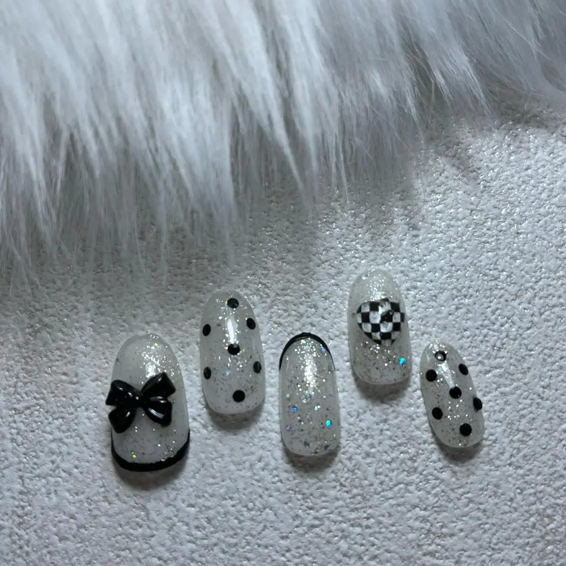 ネイル アートネイル ジェルネイル ニュアンスネイル 冬ネイル #Amin nail salonのネイルデザイン