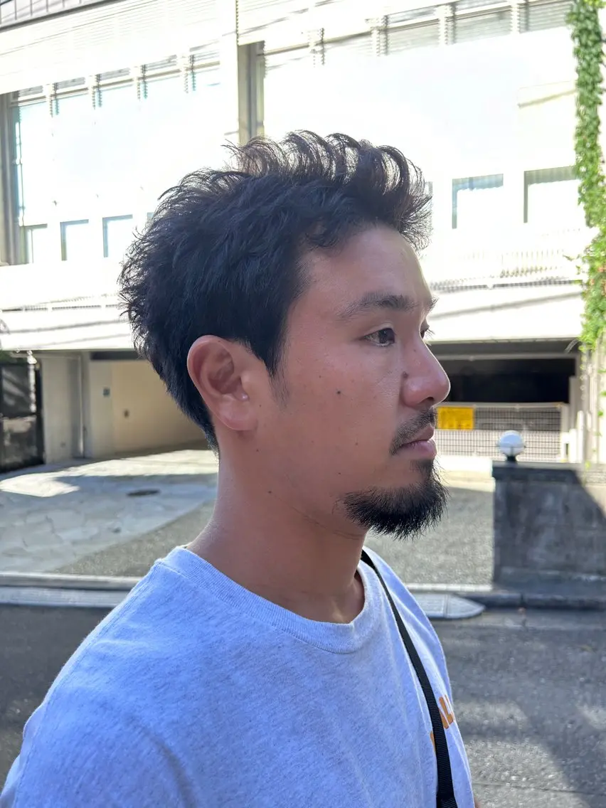 ショート パーマ メンズ フェードカット マッシュ メンズパーマ メンズショート スパイキーショート メンズパーマ ジンのヘアスタイル