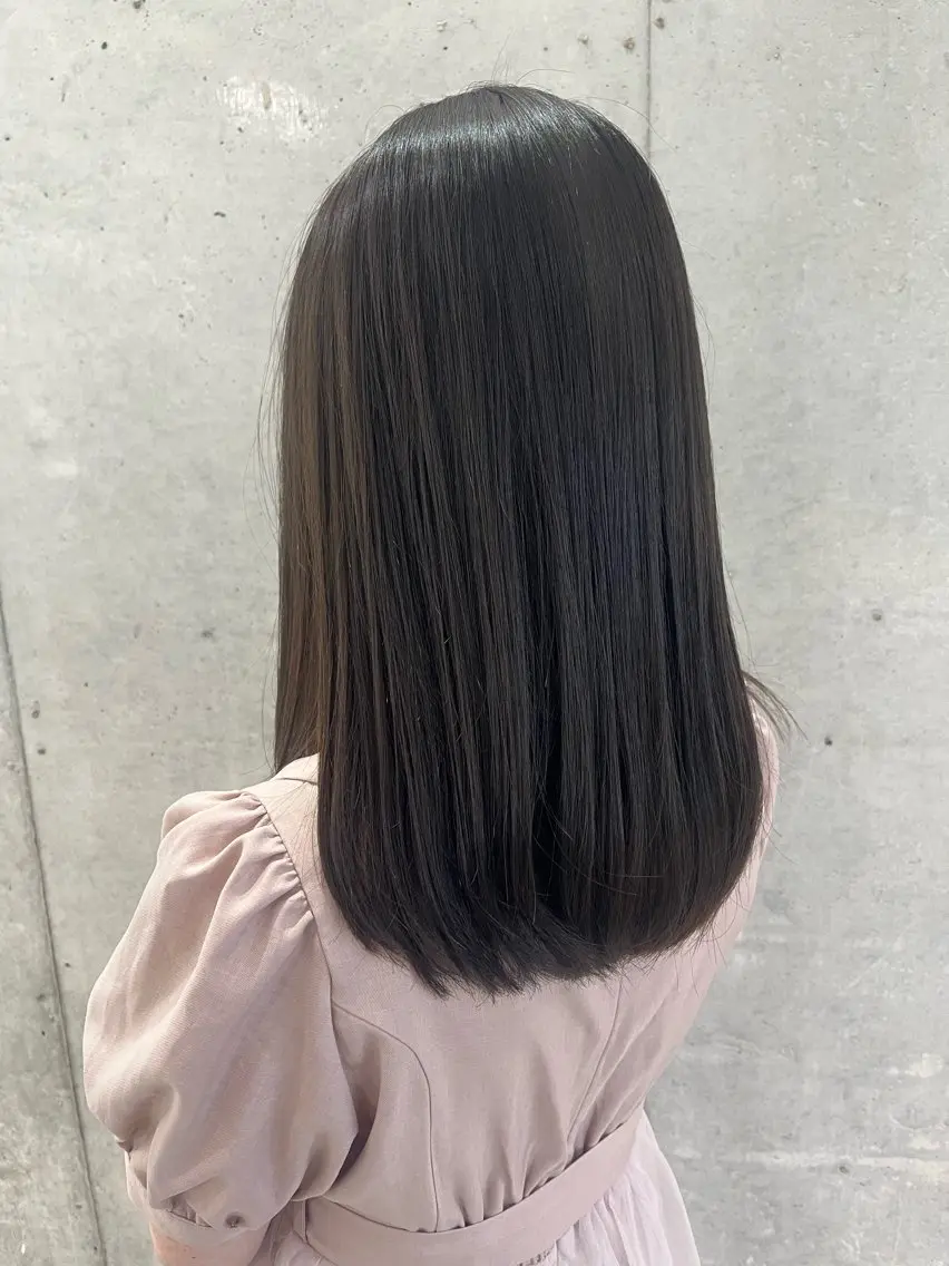 ロング カット ヘアカラー 三浦 祐里のヘアスタイル