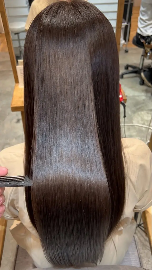 ロング 伸ばしかけ 髪質改善 縮毛矯正 カット ヘアカラー 縮毛矯正 トリートメント 髪質改善美容師 大森勝馬のヘアスタイル