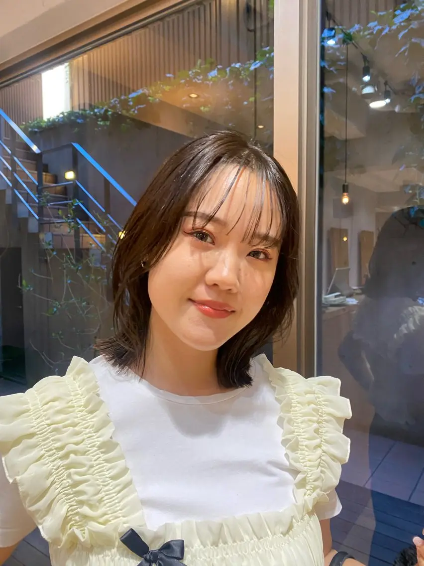 ミディアム カット ヘアカラー トリートメント 大人可愛い♡コテ巻き パーマ🌼杉田 萌恵のヘアスタイル
