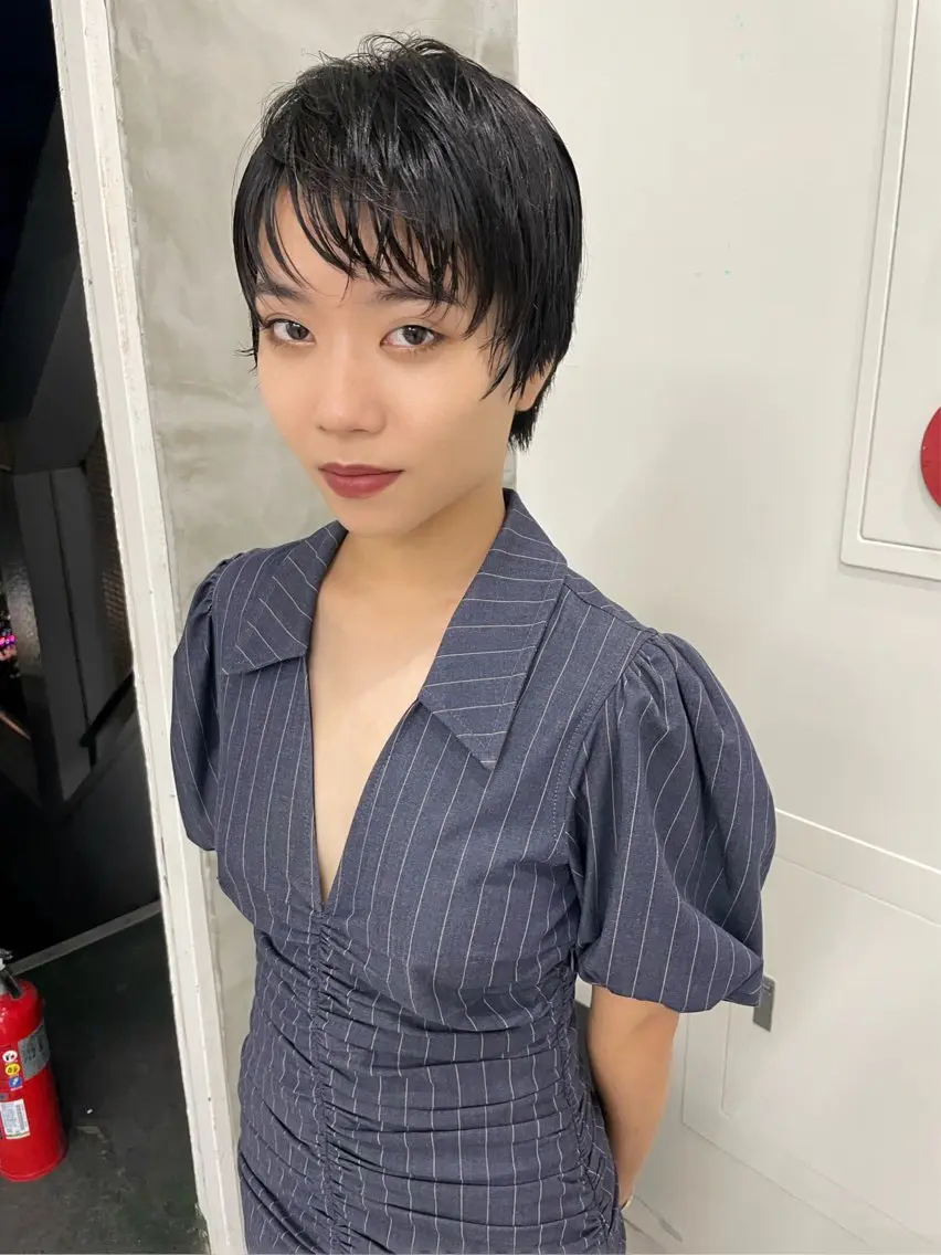 ショート ボブ ハイライト 韓国風ヘア ショートヘア カット トリートメント スパイラルパーマ 🌐hina⭐️のヘアスタイル