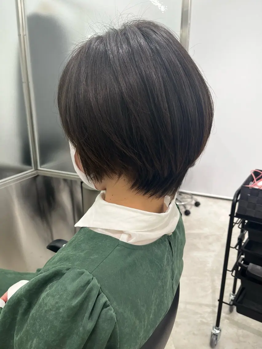 ショート カット 梅田茶屋町ヘッドスパ &艶カラー りほのヘアスタイル