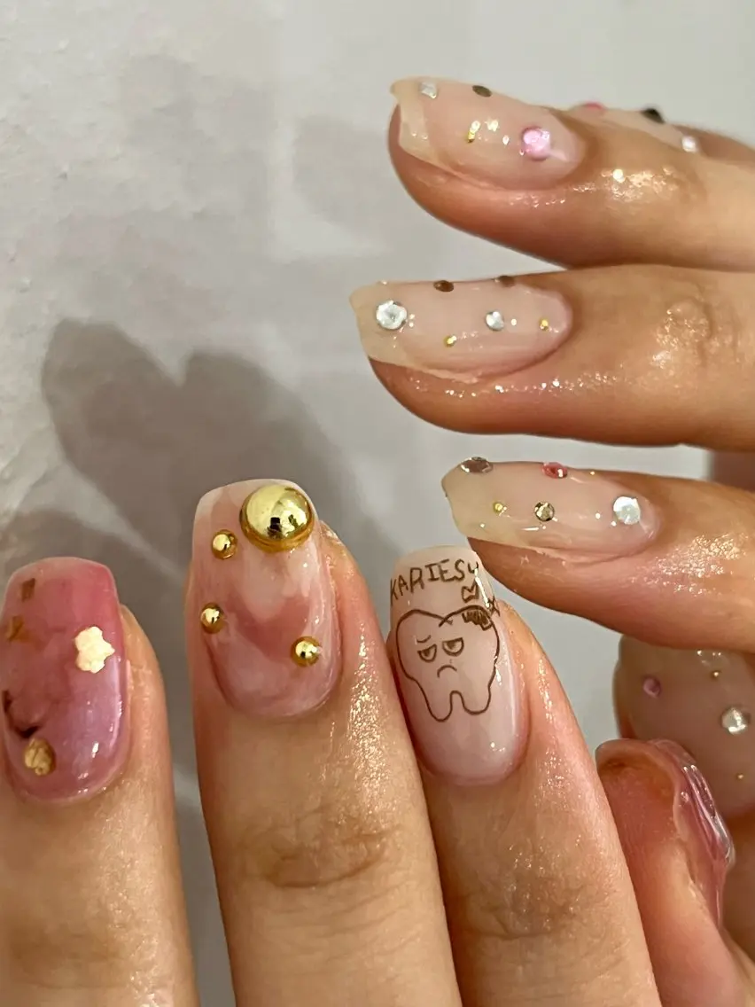 ネイル LETTER_& SAKIのネイルデザイン