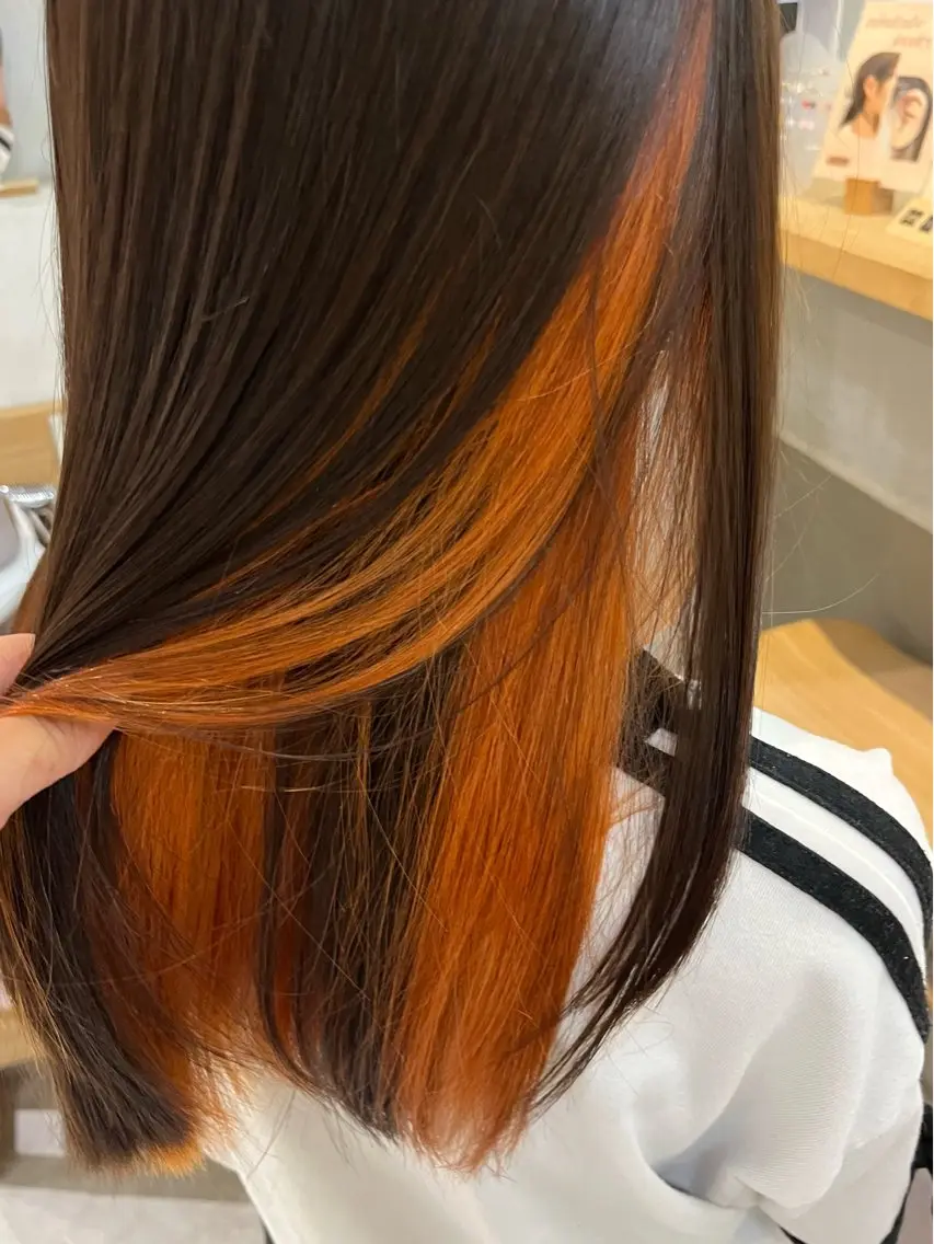 セミロング カラー オレンジ ヘアカラー 鈴木由衣 /ショート/艶カラーのヘアスタイル