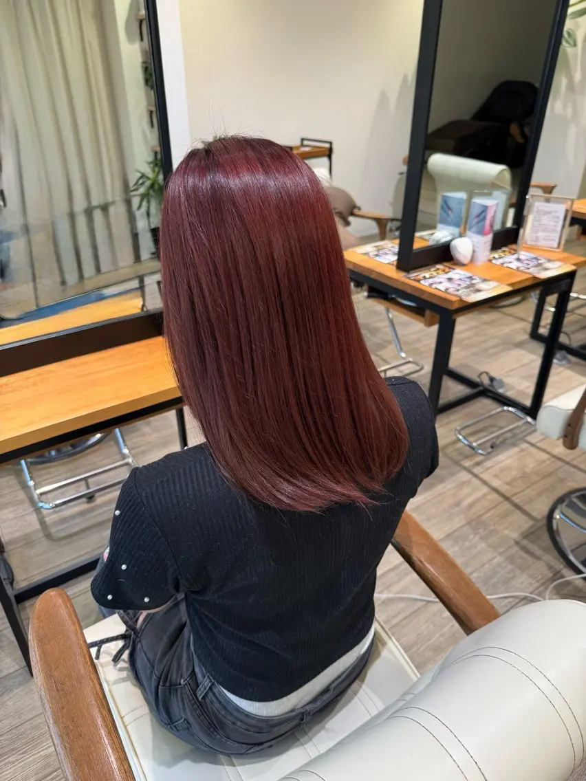 ミディアム カラー ピンクカラー トリートメント I. sanaのヘアスタイル