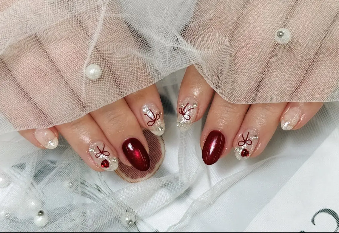 ネイル シンプルネイル ハンドネイル RUBYネイルサロン 9Caratsのネイルデザイン