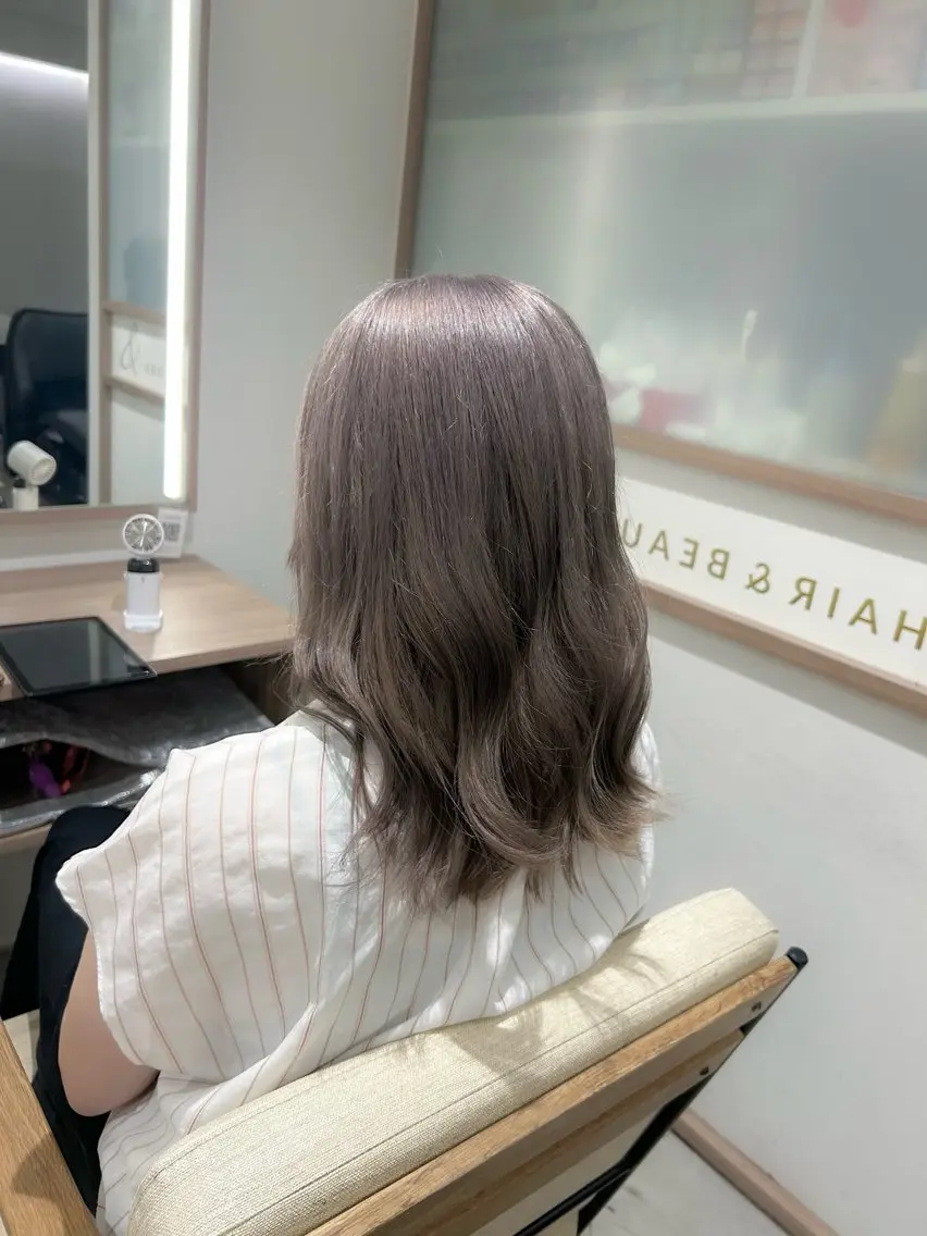 ロング カラー カット ヘアカラー トリートメント 🎀透明感カラー🎀 mikaのヘアスタイル
