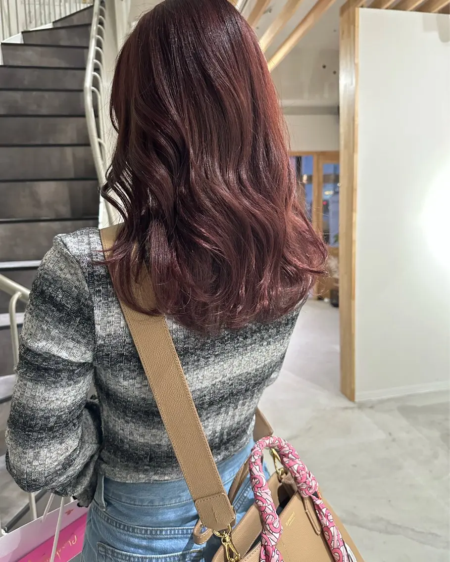 セミロング カラー ブリーチ ダブルカラー ラベンダーカラー ピンクカラー ピンクラベンダー ヘアカラー トリートメント Kamie 三宮のヘアスタイル