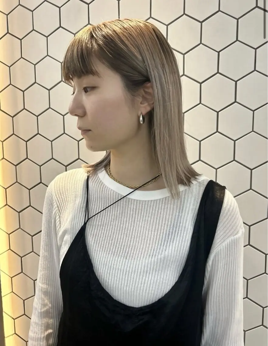 ミディアム トリウミ カホのヘアスタイル