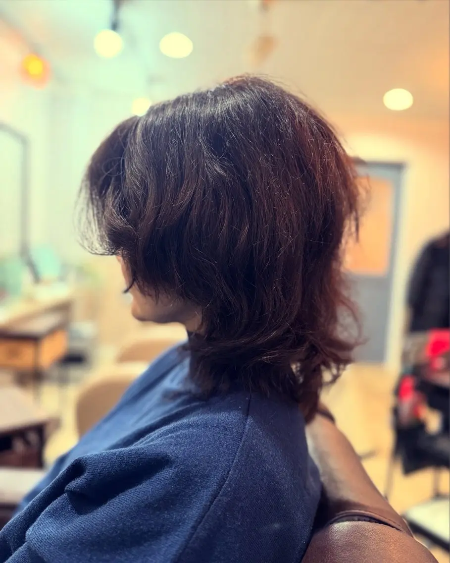 ミディアム くせ毛 ウルフカット 樋口 まさみのヘアスタイル