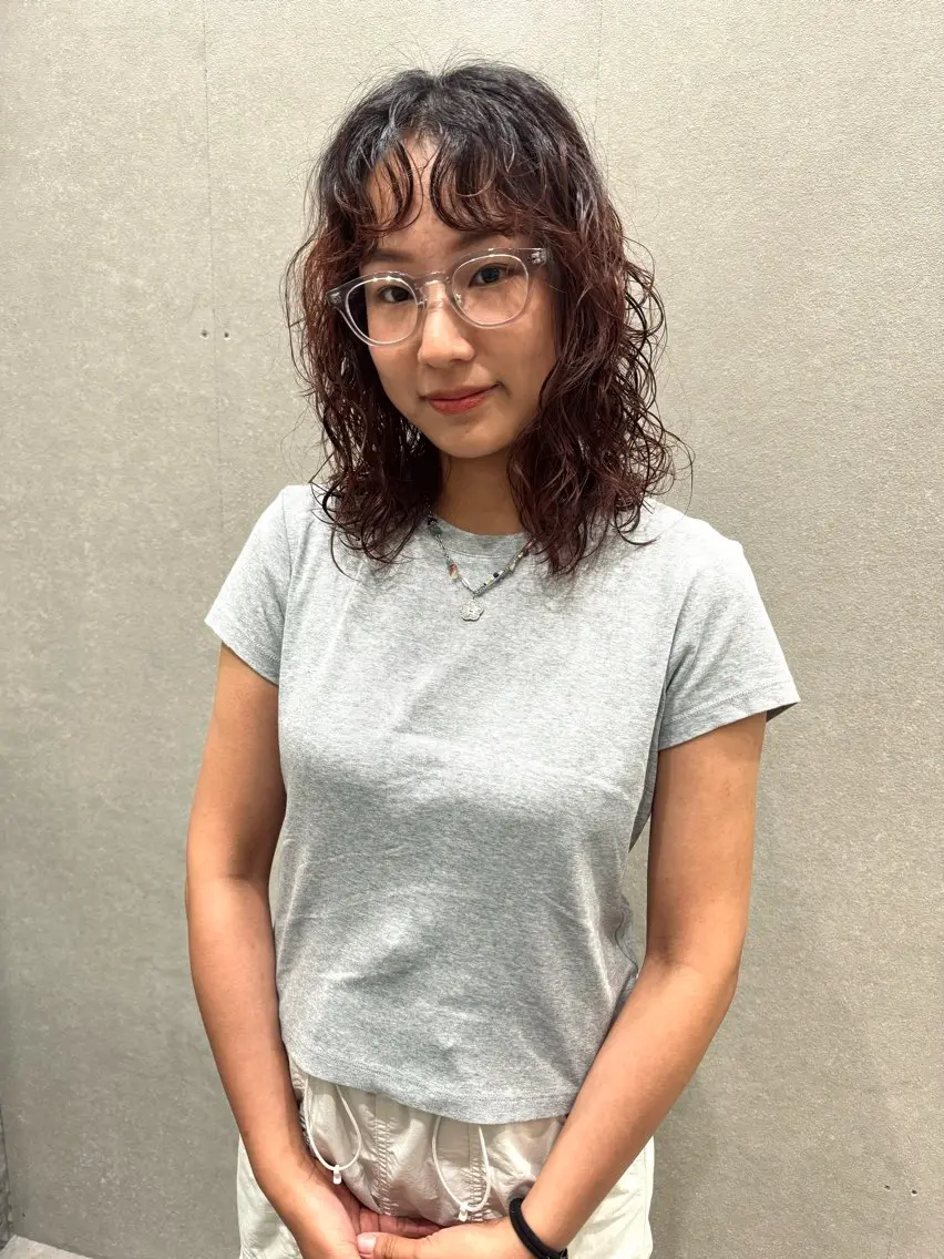 ミディアム パーマ レイヤーカット カット パーマ トリートメント センスをお届けします 大谷将生infpのヘアスタイル