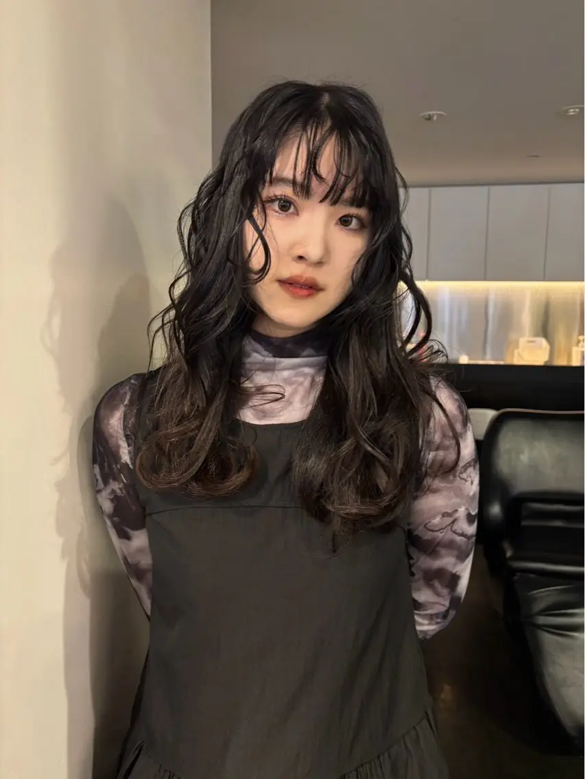カラー 岩元 結実のヘアスタイル