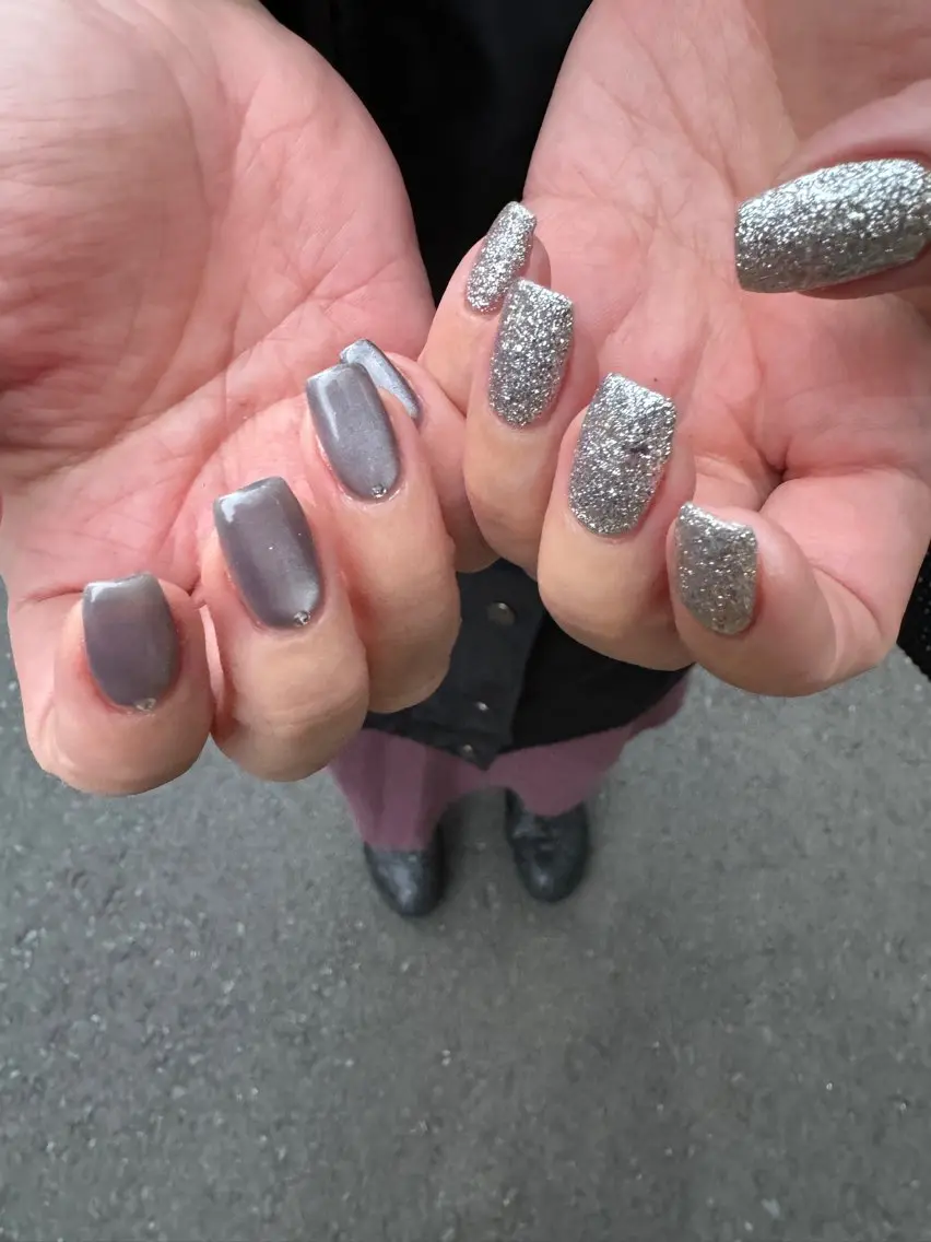 ネイル アートネイル フレンチネイル 韓国ネイル マグネットネイル 持ち込み ハンドネイル MH_ Nailのネイルデザイン