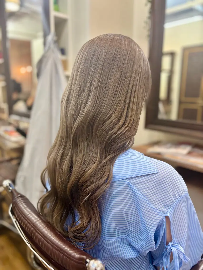 ロング 髪質改善🫧艶カラー 🫧💙佐藤真優のヘアスタイル