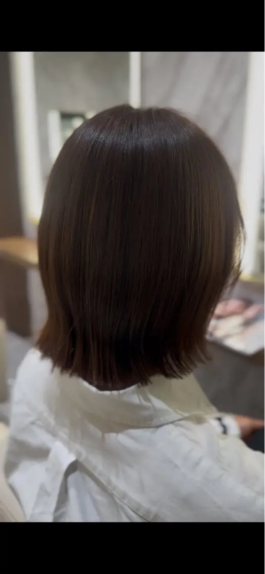 ミディアム カット ヘアカラー 河井 史織のヘアスタイル