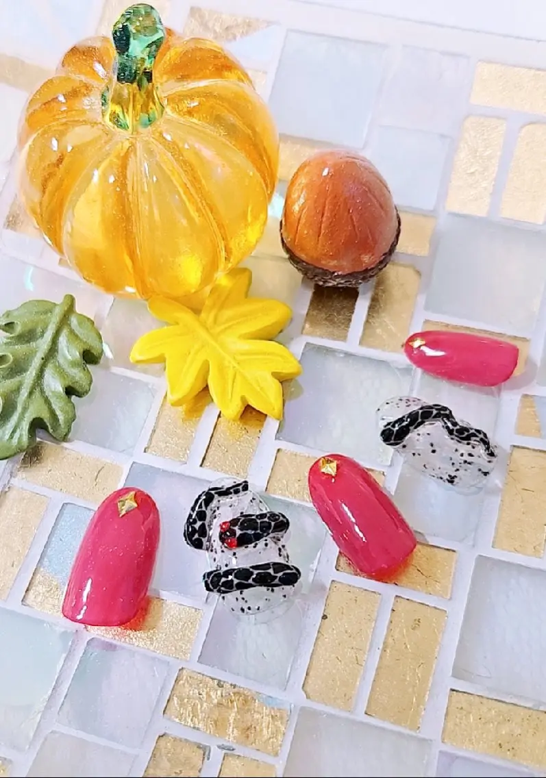 ネイル Nailsalon Wisteriaのネイルデザイン